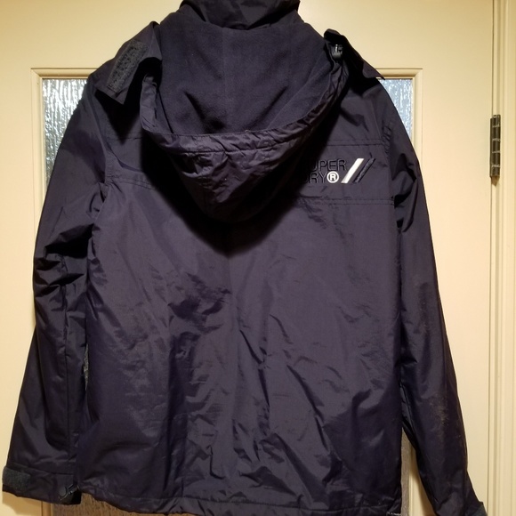 Not a technical jacket - Picture 2 of 2